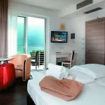Sogno Del Benaco Hotel 4*