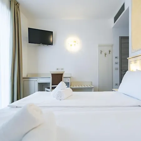 Sogno Del Benaco 4*