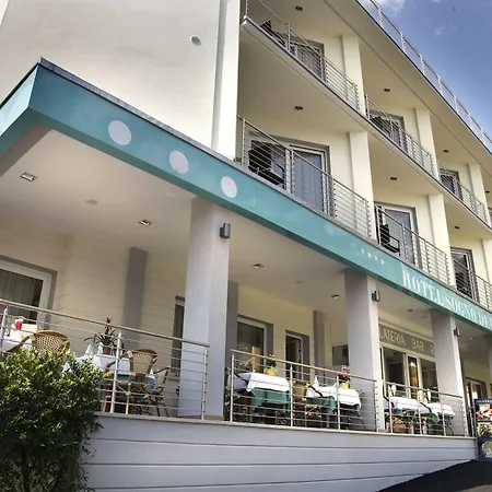 Sogno Del Benaco ホテル