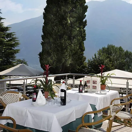 Sogno Del Benaco Hotel