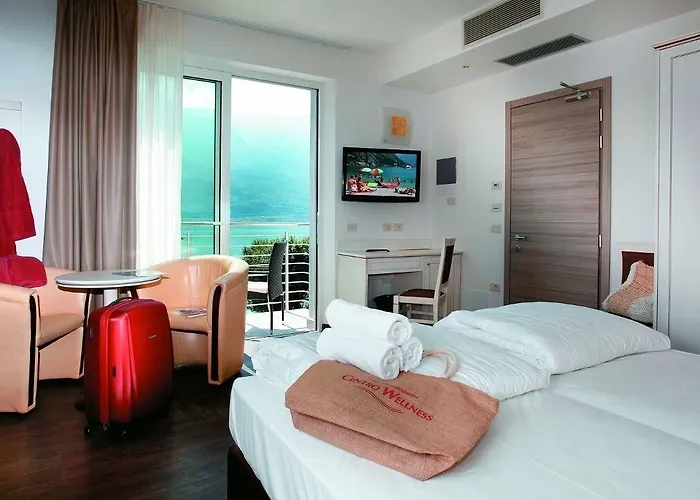 Sogno Del Benaco Hotel 4*