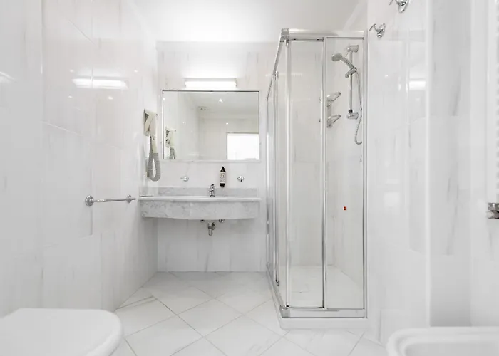 Hotel Sogno Del Benaco 4*