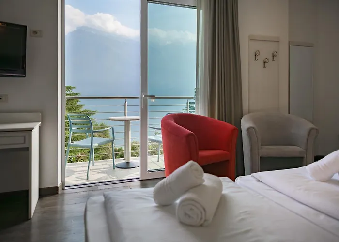 Hotel Sogno Del Benaco