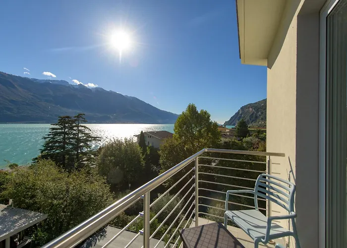 Hotel Sogno Del Benaco 4*